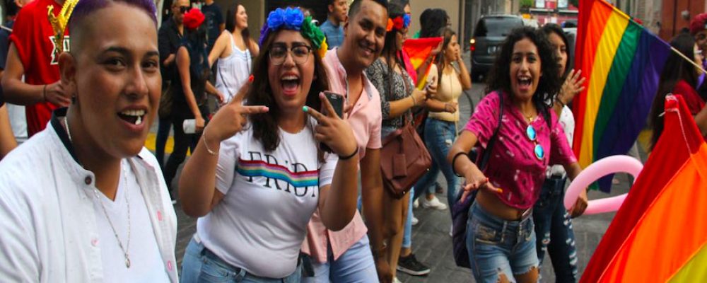 Celebran en Tacones la marcha gay ‘Pride León’ rompiendo récord de asistencia